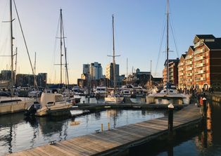 [[입스위치 워터프런트]]