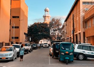 Tambukareli ward의 거리