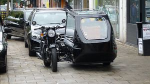 오토바이 영구차