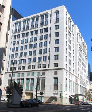 캘리포니아 대학교 총장실, 오클랜드