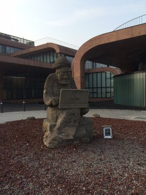 다음 스페이스닷원 앞 돌하르방