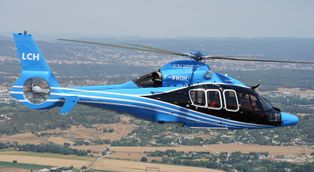 비행중인 LCH 시제기