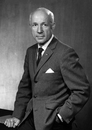 노벨상 수상자 멜빈 캘빈은 1931년 미시간 광산기술대학교에서 이학사 학위를 받았다.