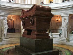 파리 앵발리드 박물관에 있는 나폴레옹의 무덤