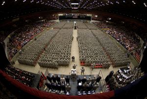 약 3,200명의 미군 보병 여단(8개 대대 규모)