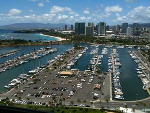 알라와이 요트 하버(Ala Wai Harbor)