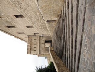 [[멜리야 라 비에하|구시가지]]