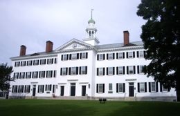 다트머스 관 (Dartmouth Hall)