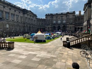 2024년 5월, 에든버러 대학교 학생 가자 시위, 올드 칼리지 쿼드 야영