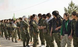 시리아의 YPG 여성 전사들