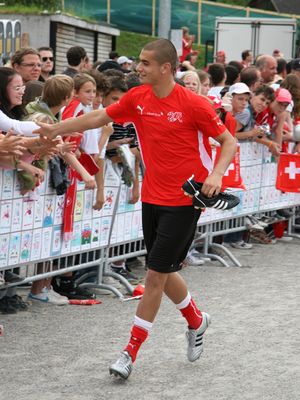 에렌 데르디오크(Eren Derdiyok), 쿠르드족 축구 선수이자 스위스 축구 국가대표팀 스트라이커