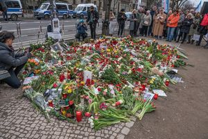 독일 베를린 러시아 대사관 앞 나발니 사후 추모식