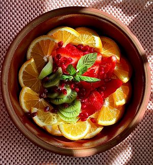 신선한 과일 접시.