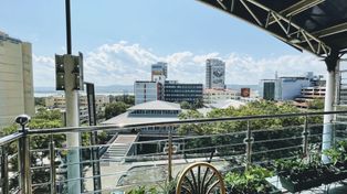 옥상 레스토랑에서 바라본 CBD 전경