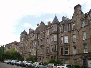 에든버러(Edinburgh) 마치몬트(Marchmont)의 1882년에 지어진 다세대주택(Tenement)