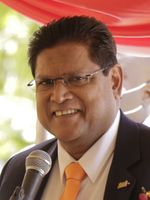 찬 산토키 대통령