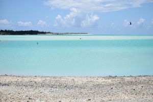 에와 해변에서 본 석호