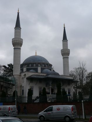 [[Şehitlik Mosque]], [[Berlin]]