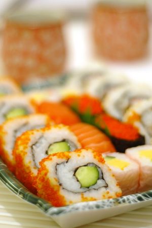 캘리포니아 롤(California roll), 일본 외 지역에서 만들어진 퓨전 마키즈시