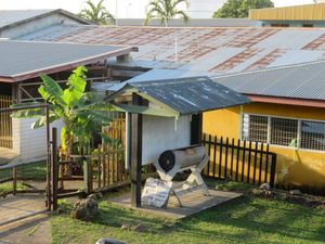 올 세인츠 교회 입구의 북