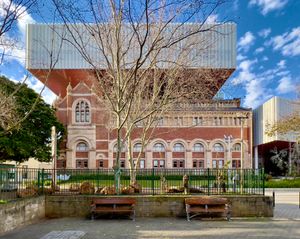 WA 박물관 붸라 바르딥