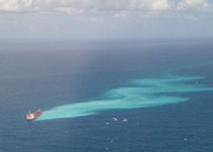 2010년 4월 5일 그레이트 배리어 리프에 좌초된 선능 1호