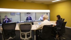 모리슨의 전국 내각 회의 모습