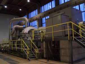 바이오매스 발전소의 터빈 엔진