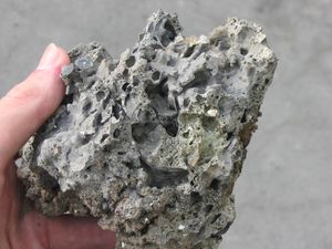 바이오매스 발전소에서 배출된 소각재의 용융 슬래그