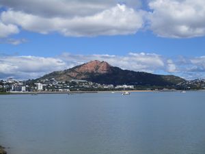 타운즈빌의 화강암 단괴인 캐슬 힐