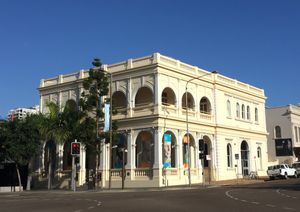 퍼크 터커 지역 미술관