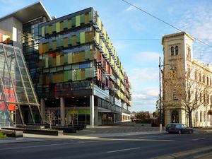 벤디고 은행(왼쪽)