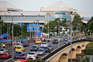 다목적 경기장 (멜버른 파크)