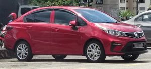 말레이시아 자동차 제조사 프로톤(Proton)이 자체 개발한 자동차 모델 중 하나인 프로톤 페르소나(Proton Persona)