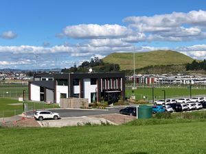 오클랜드 응아후에 보호구역에 있는 OFC 축구 본부