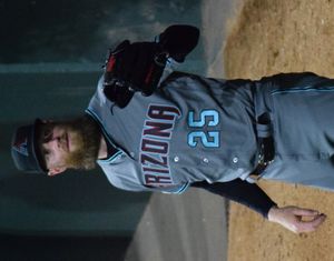 2016년부터 2019년까지 사용된 대체 원정 유니폼 디자인