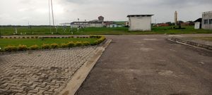 방고카 공항 부지 내 RVA 키산가니 안뜰