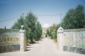 미르와이스 호탁(Mirwais Hotak)의 묘소