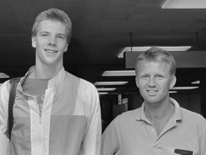 1986년의 릭 스미츠와 루드 하레위헌