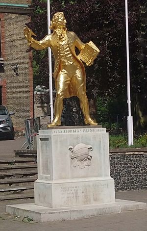 잉글랜드 세트퍼드 킹스 스트리트에 세워진 토머스 페인 기념비
