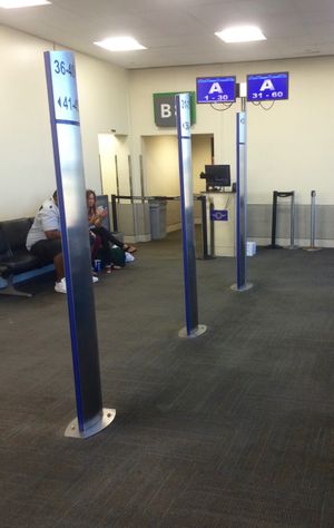 공항 게이트에서의 사우스웨스트 항공 탑승 절차