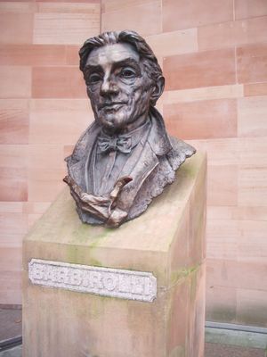 존 바비롤리의 흉상