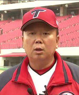 선동열은 KBO 리그 역사상 투수 트리플 크라운을 4번 달성한 유일한 선수이다.