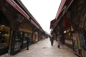 술탄 아흐메드 1세 콤플렉스의 아라스타(시장 거리 또는 바자르), 모스크 남동쪽에 위치