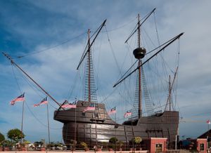 1502년 포르투갈 선박의 복제품인 플로르 데 라 마르