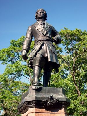 도시를 세운 표트르 대제 기념비