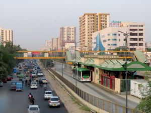 카라치 그린라인 메트로버스