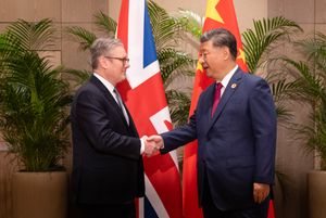 2024년 11월, 시진핑 주석과 만난 스타머