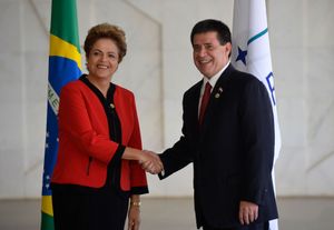 카르테스와 브라질 대통령 딜마 루세프