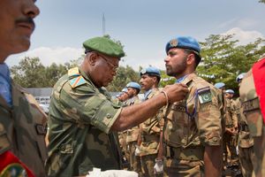 콩고 민주 공화국에서 유엔과 함께 임무를 수행한 후 장식된 파키스탄 군인들